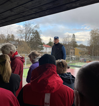 DUGNAD TIRSDAG 9 SEP 2025 FRA KL 17:00 - HALLEN SKAL OPP